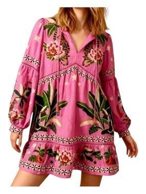 Farm Rio Pink Leopard Forest
Dress M $268 NWT